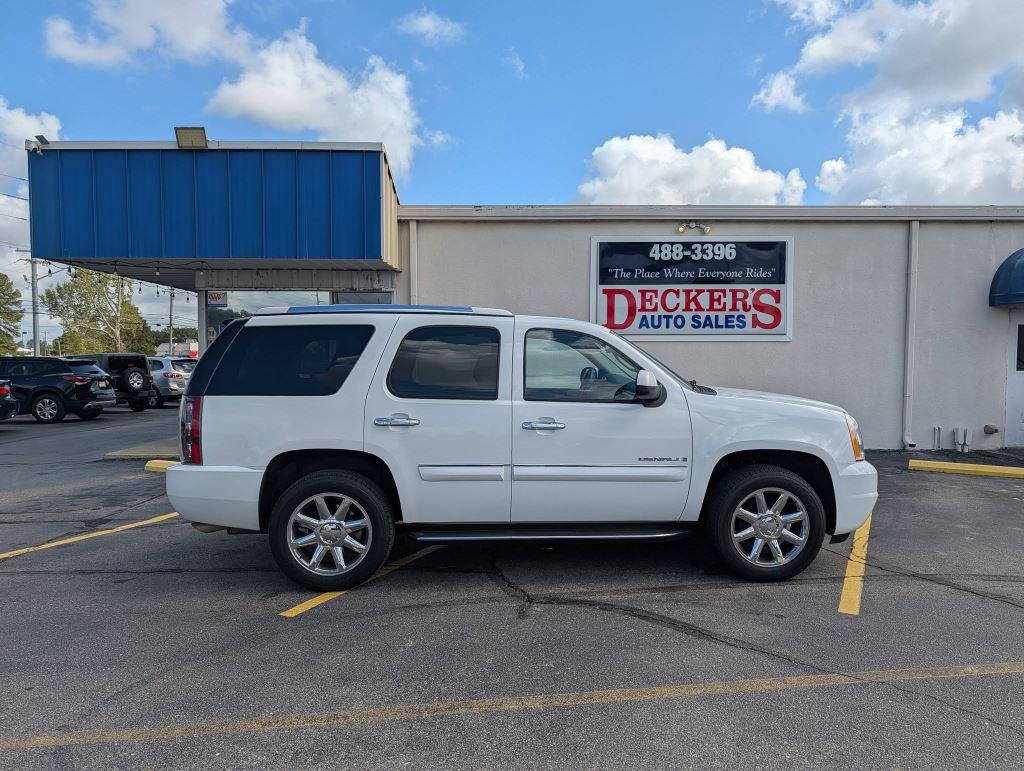 2008 GMC Yukon Denali AWD's photo