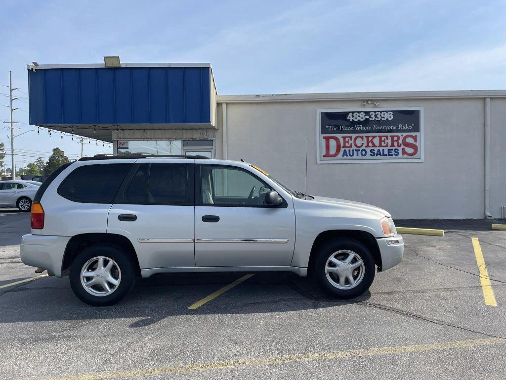 2008 GMC Envoy SLE's photo