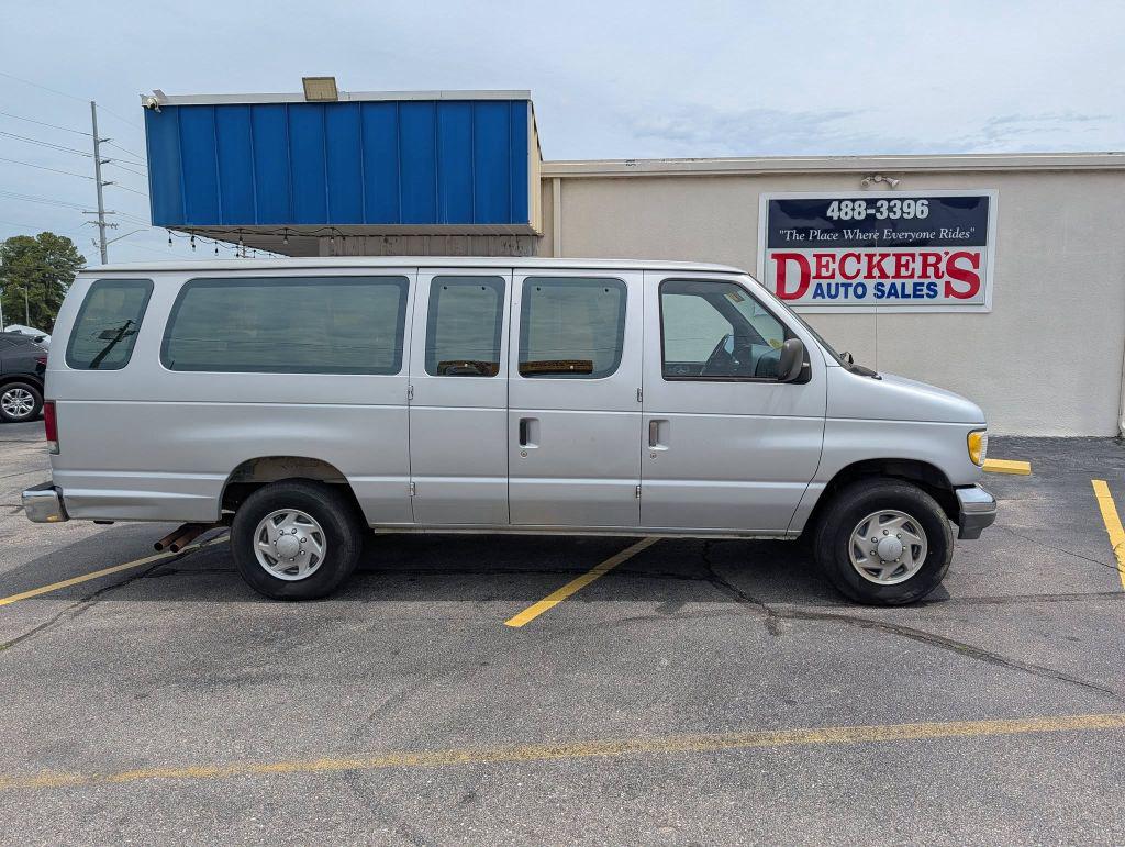 1996 Ford E-Series's photo