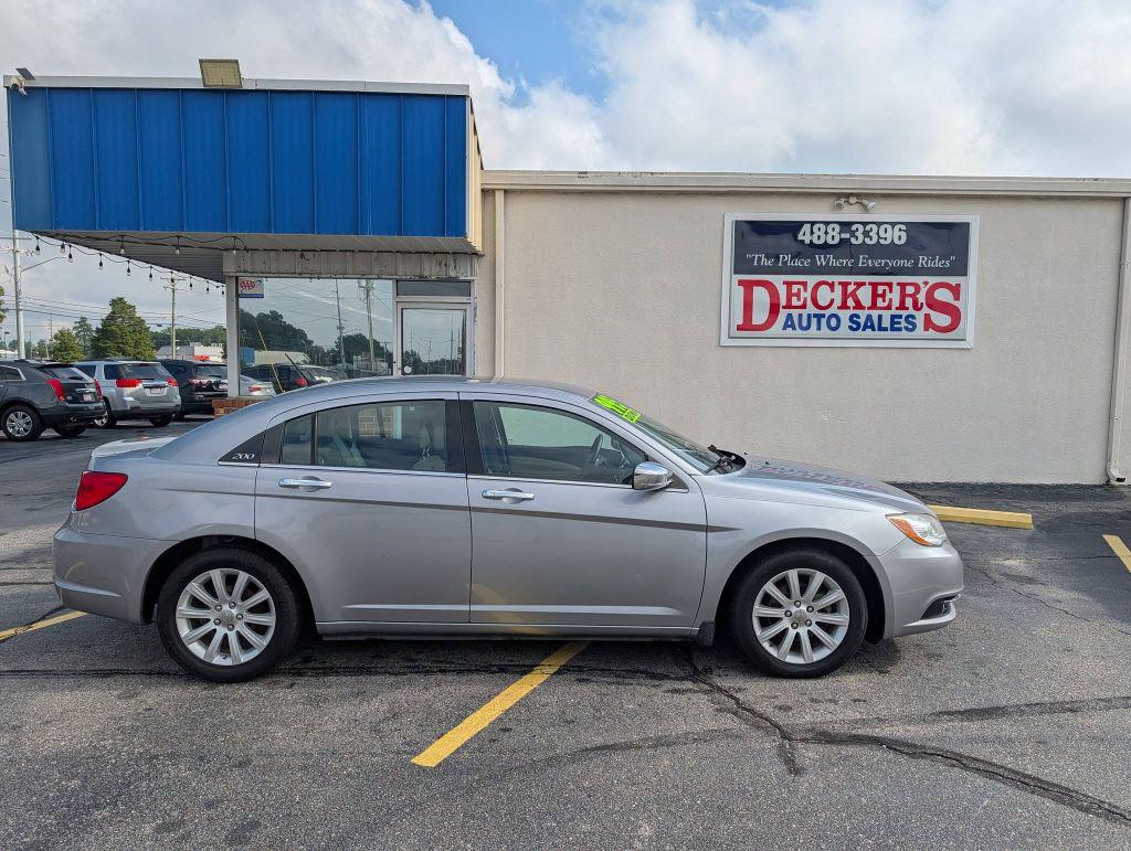2013 Chrysler 200